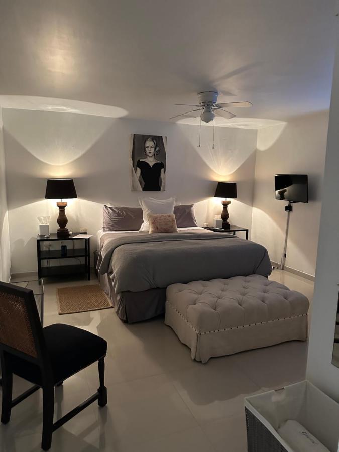 Apartmán Pied-A-Terre Center Of Tijuana Exteriér fotografie